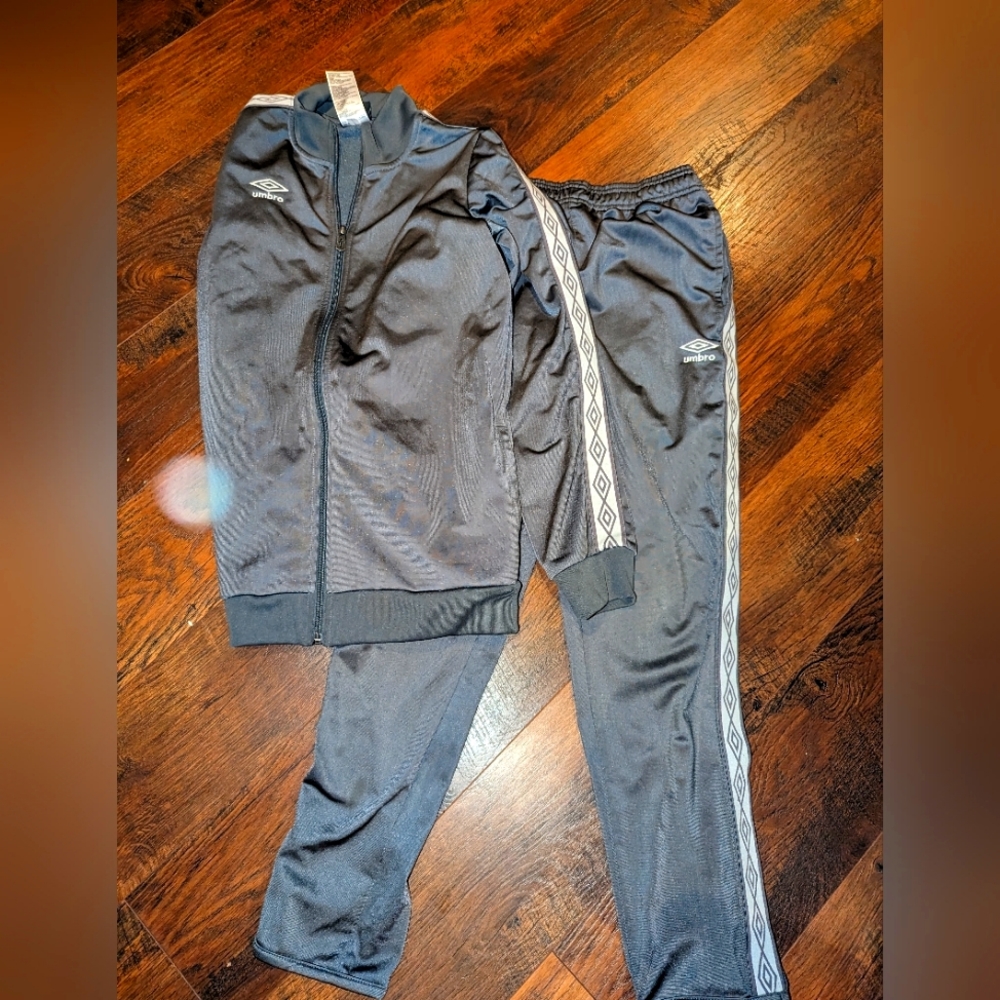 Umbro track suit